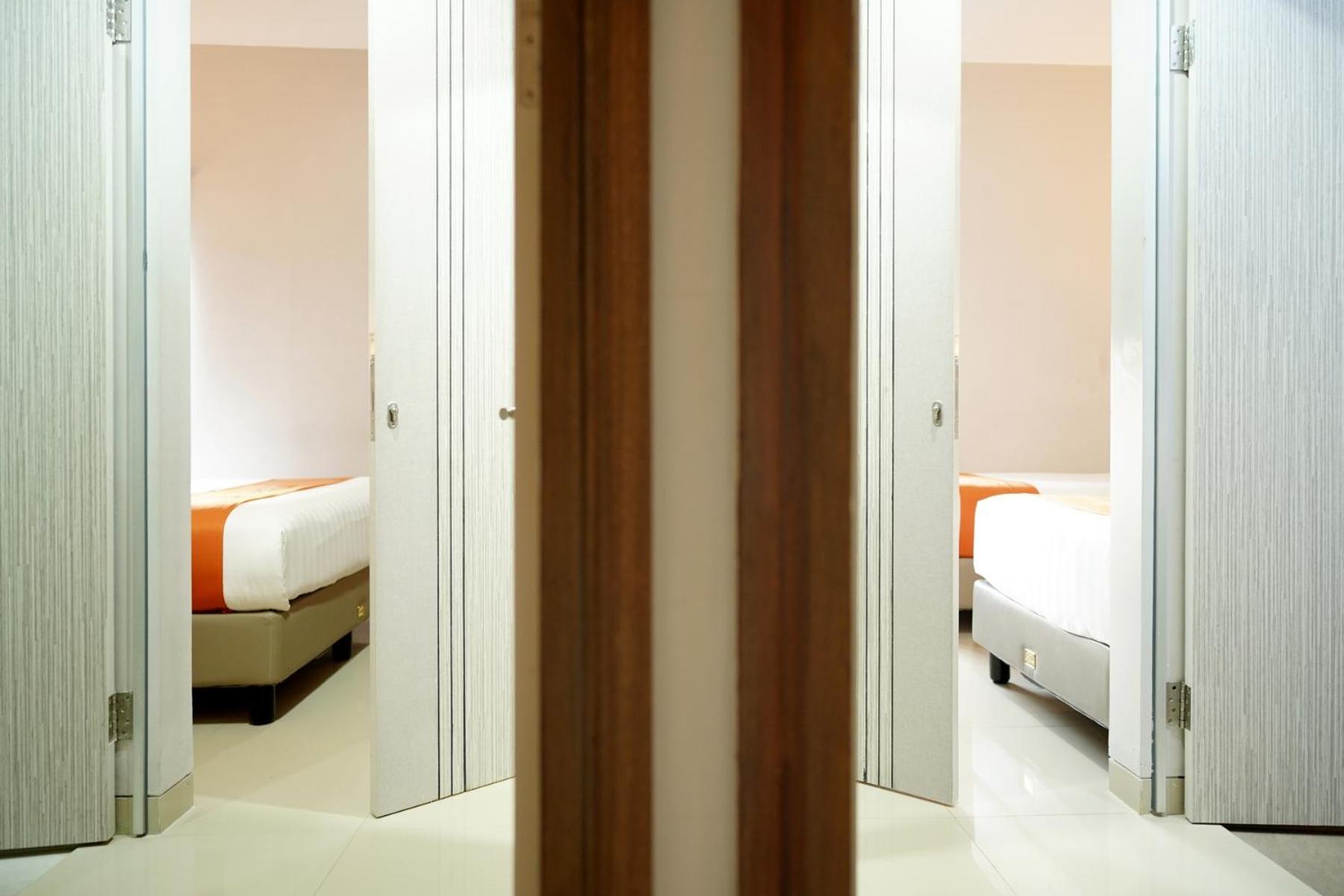 Front One Hotel Sragen 外观 照片
